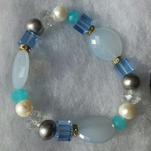 NIB sparkly bracelet